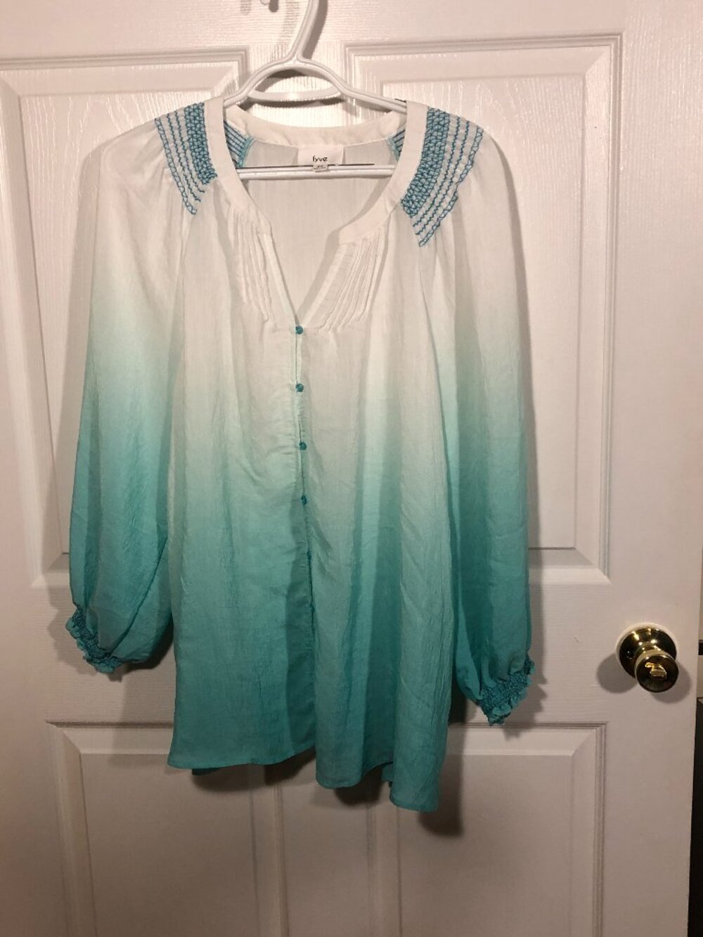 Fyve women white and teal blue long sleeve blouse, Ombre, 2X
